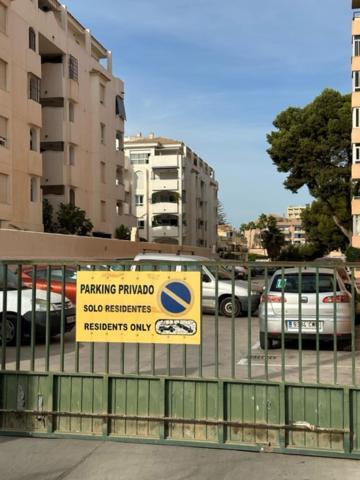Apartamento Marysol ベナルマデナ エクステリア 写真